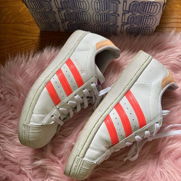 Adidas Original Superstar in White and Signal Pink size 6.5 Womens VGUC - Picture 5 of 12